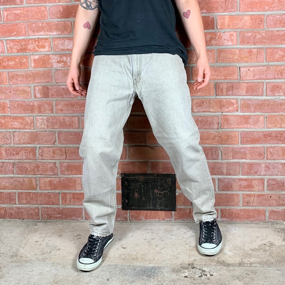 Vintage Levi’s 550 Orange Tab Tapered Jeans 34x30